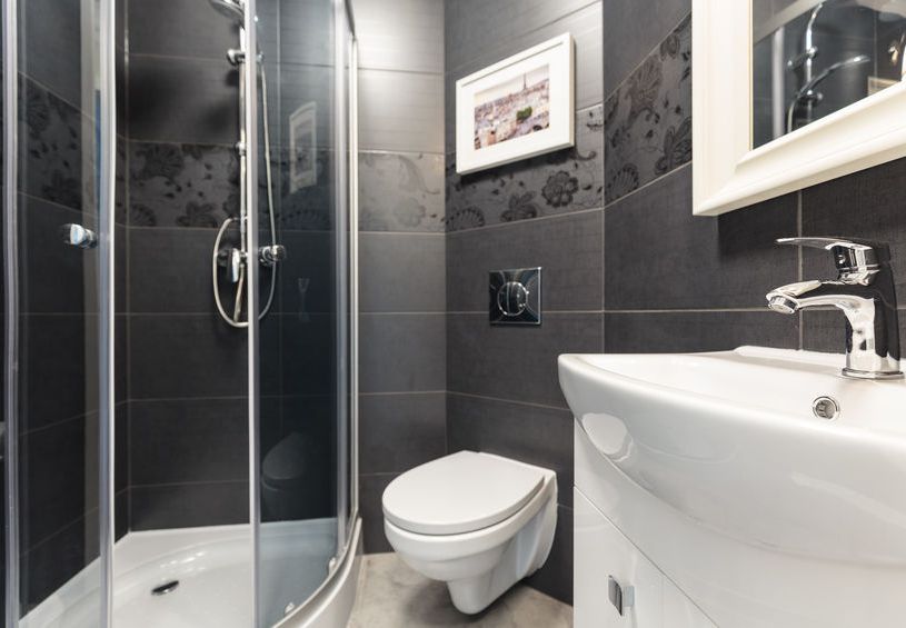 baño en gres negro